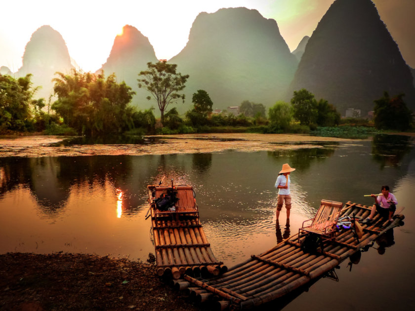 Bamboo raft sur la rivière Yulong