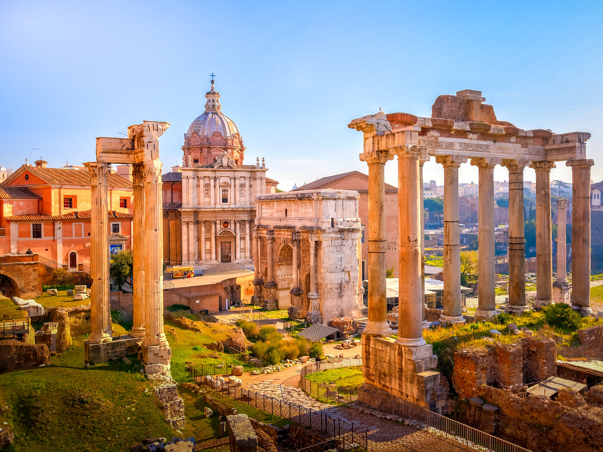 visit roman forum