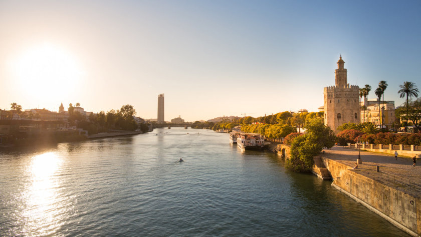 A Torre del Oro de Sevilha