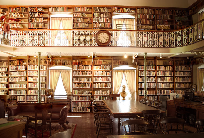 Library in Morrin Centre