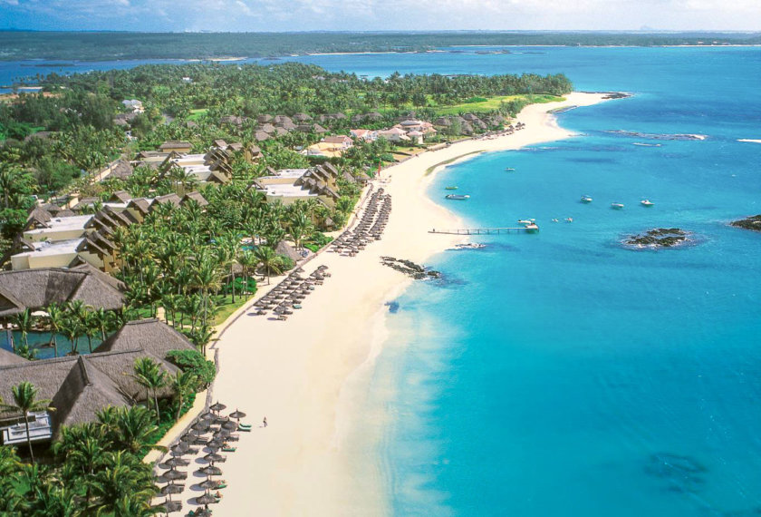 belle mare beach mauritius island