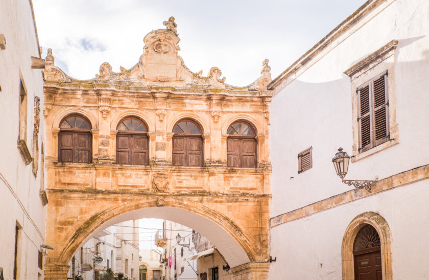 palais episcopal Ostuni