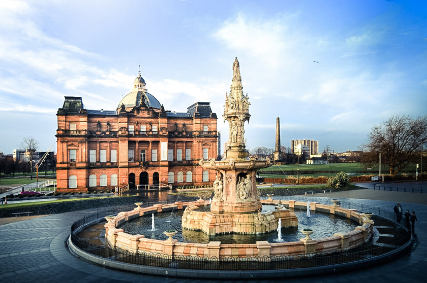 doulton fountain people palace