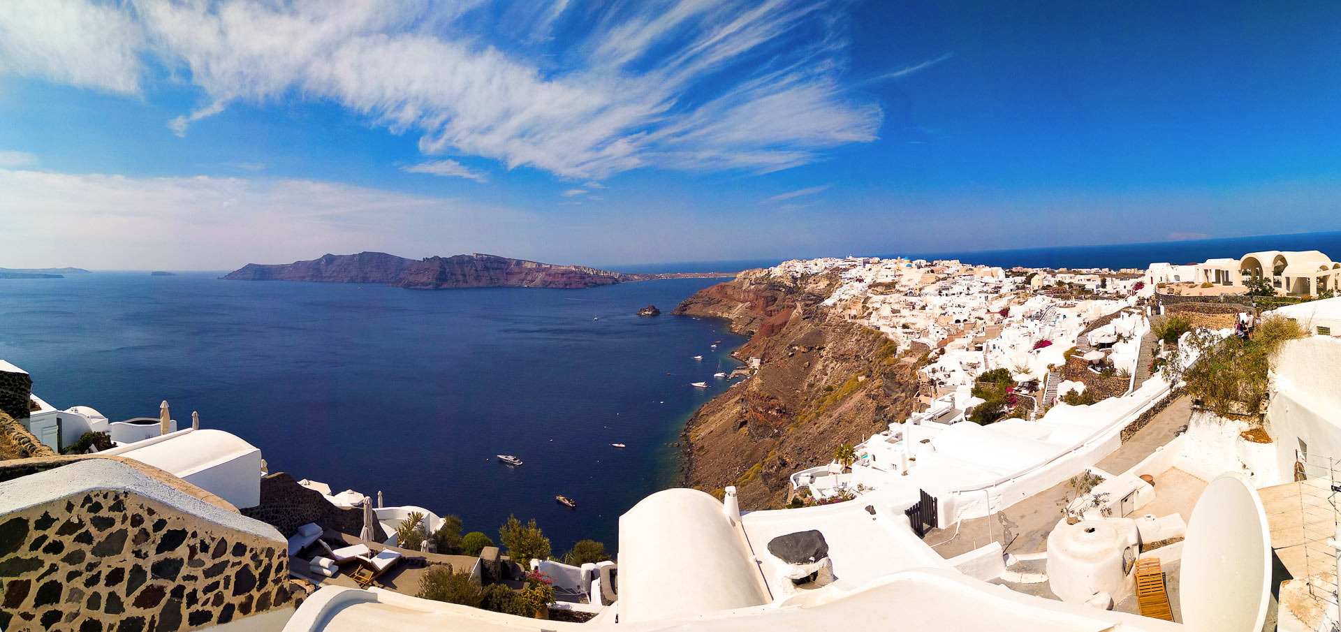 Santorini: 12 Best Things to Do and Must See Attractions ...