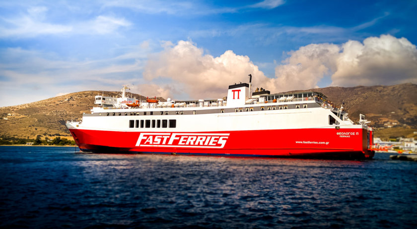 ferry Cyclades