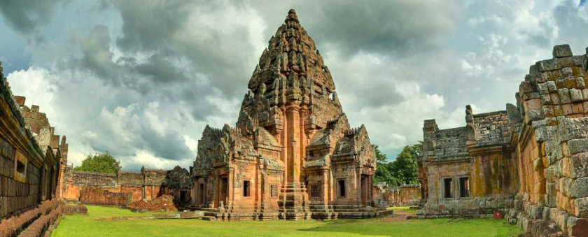 Isan Temple Khmer