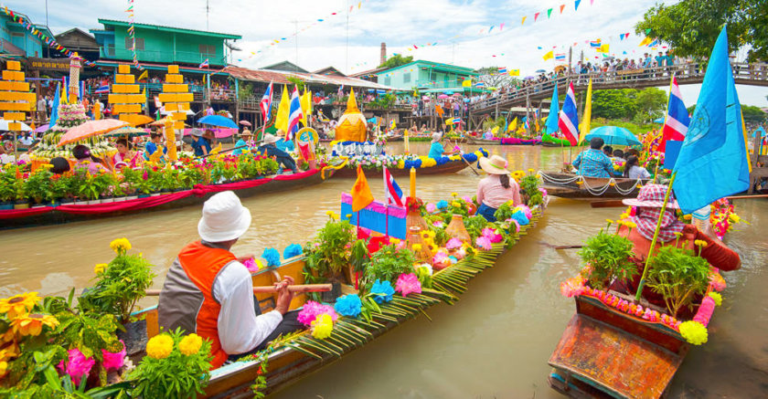 Mercados flutuantes Tailandia
