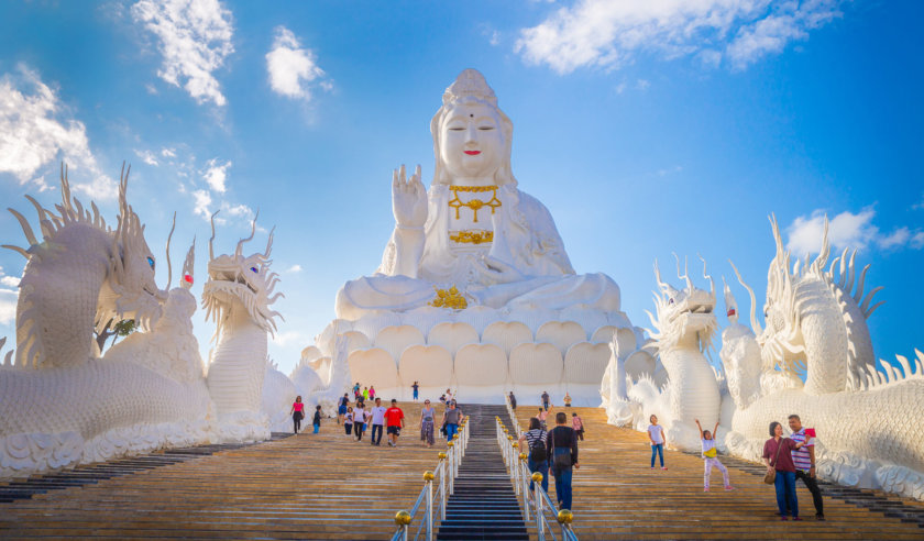 Wat Huay Pla Kung Big Buddha