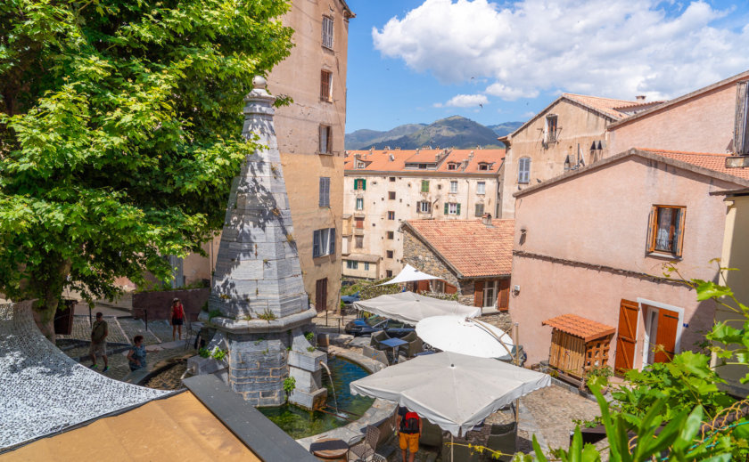 fontaine des 4 canons Corte