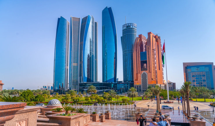 O que Fazer em Abu Dhabi: 30 Pontos Turísticos (+ Dicas)