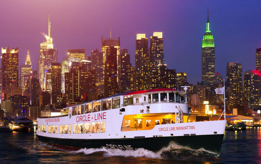 Circle Line Sightseeing Cruises night