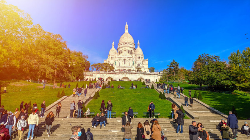 Square Louise Michel