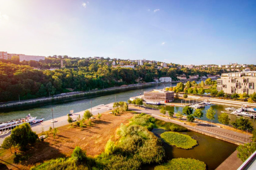 Novotel Lyon Centre Confluence Bord de Saone