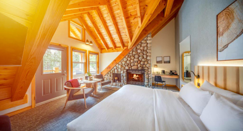 Buffalo Mountain Lodge Banff