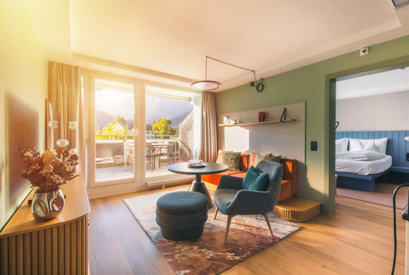 HOP Apartments & Suites