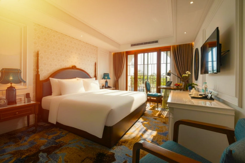 The Oriental Jade Hotel